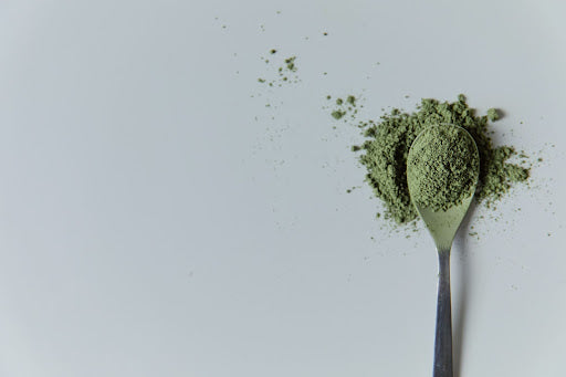When it comes down to green juice vs green powder, what is the difference